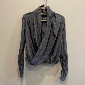 IVIVVA by LULULEMON Four Count Shrug Heather gray (girls size 12)